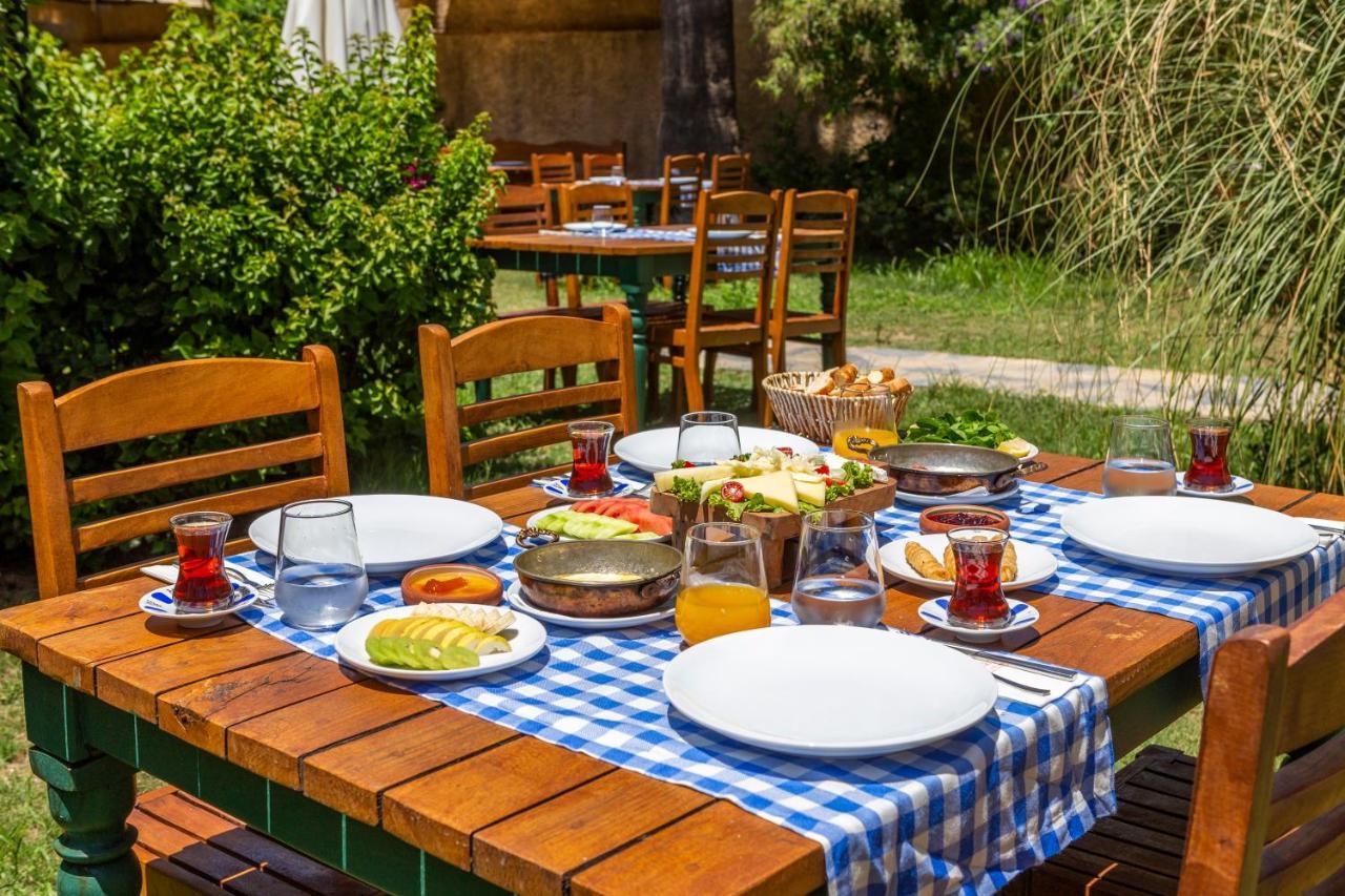 אקיארלר La Brezza Suite & Hotel מראה חיצוני תמונה