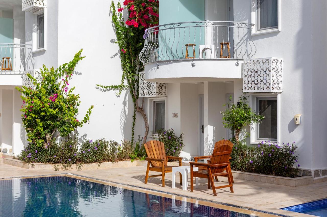 אקיארלר La Brezza Suite & Hotel מראה חיצוני תמונה